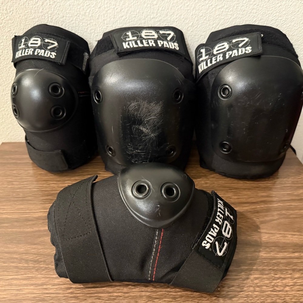 187 Killer Pads Black Protective Knee and Elbow Pads Set